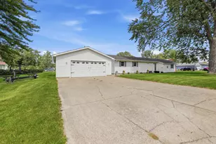 12632 Blue Lagoon Rd, Shelbyville, MI 49344 - Photo 2
