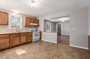 1340 Plainfield Ave NE, Grand Rapids, MI 49505 - Photo 28