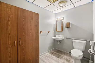 100 Aylworth Avenue, South Haven, MI 49090 - Photo 6