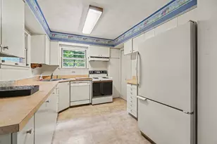 400 W Jackson St, Augusta, MI 49012 - Photo 8