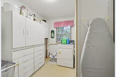 400 W Jackson Street, Augusta, MI 49012 - Photo 14