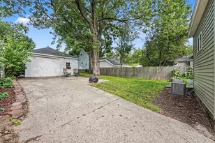 1355 Valley NW, Grand Rapids, MI 49504 - Photo 24
