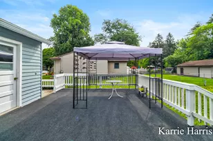 917 E Evergreen St, Greenville, MI 48838 - Photo 48