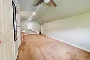 2009 Buckingham Ave, Lincoln Park, MI 48146 - Photo 10