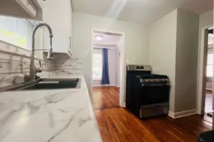 2009 Buckingham Ave, Lincoln Park, MI 48146 - Photo 8