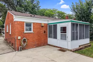 24011 Geneva St, Oak Park, MI 48237 - Photo 26