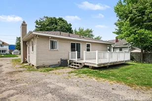 2712 Byron Center Ave SW, Wyoming, MI 49519 - Photo 6