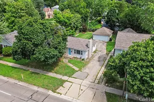 2712 Byron Center Ave SW, Wyoming, MI 49519 - Photo 2