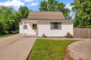 392 Elder St, Ypsilanti, MI 48197 - Photo 2