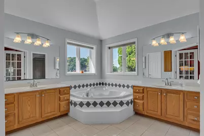8786 Loire Valley Drive, Tecumseh, MI 49286 - Photo 34