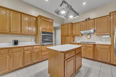 8786 Loire Valley Drive, Tecumseh, MI 49286 - Photo 12