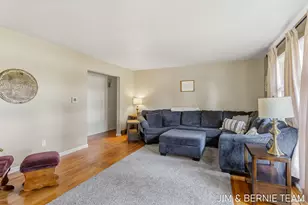 345 Harp St SE, Grand Rapids, MI 49548 - Photo 6