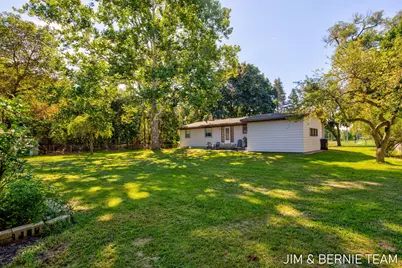 345 Harp Street SE, Grand Rapids, MI 49548 - Photo 38