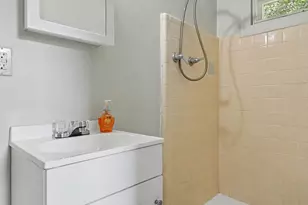 1213 Edwards St, Albion, MI 49224 - Photo 12