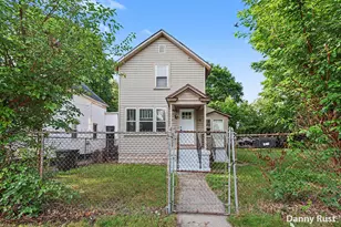 691 E Isabella Ave, Muskegon, MI 49442 - Photo 2
