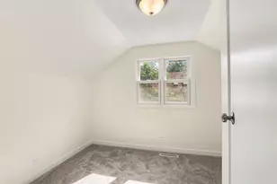 4621 S Long Lake Dr, Portage, MI 49002 - Photo 16