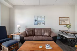 80 Washington St, Manistee, MI 49660 - Photo 8