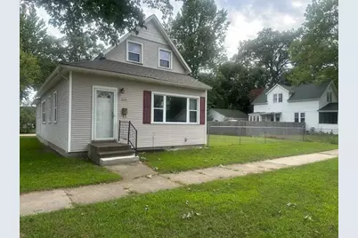 283 W Forest Avenue, Muskegon, MI 49441 - Photo 2