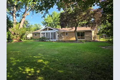 1970 S Valleyview Drive, Saint Joseph, MI 49085 - Photo 18