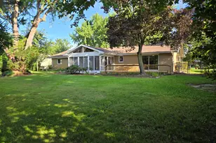 1970 S Valleyview Dr, Saint Joseph, MI 49085 - Photo 18