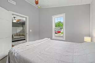 308 E Broadway St, Scottville, MI 49454 - Photo 18