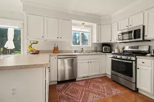 1452 Carston Ln, Chelsea, MI 48118 - Photo 10