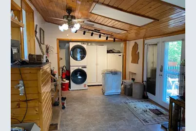 8279 Cronk Highway, Bellevue, MI 49021 - Photo 10