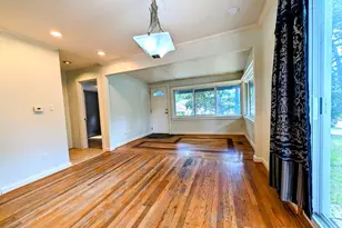 3918 Mapleleaf Rd, Waterford, MI 48328 - Photo 10