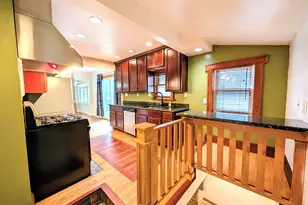 3918 Mapleleaf Rd, Waterford, MI 48328 - Photo 32