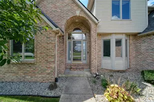 1245 Berkshire Ct, Adrian, MI 49221 - Photo 2