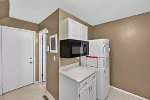 3309 Sunset Dr, Flint, MI 48503 - Photo 16