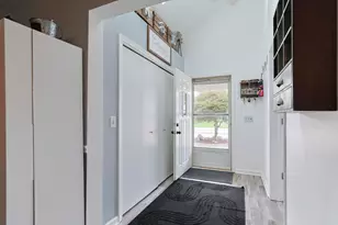 51770 Easy St, Paw Paw, MI 49079 - Photo 10