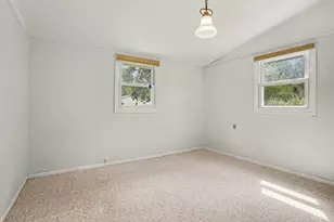 237 24th St N, Battle Creek, MI 49037 - Photo 8