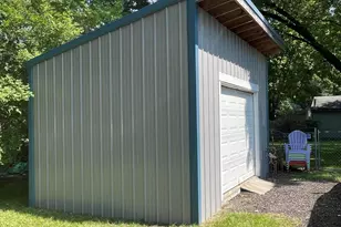 28624 Wilson Dr, Dowagiac, MI 49047 - Photo 4