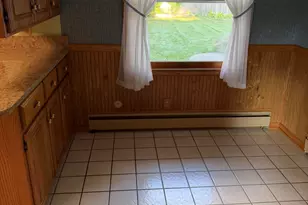 33 S 27th St, Battle Creek, MI 49015 - Photo 6