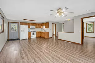 6499 Oakwood Dr, Delton, MI 49046 - Photo 4