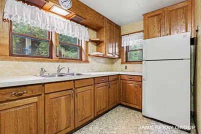 3505 S Sheridan Road, Sheridan, MI 48884 - Photo 8
