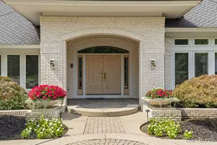 5999 SW Hillsborough Ct SW, Grandville, MI 49418 - Photo 2