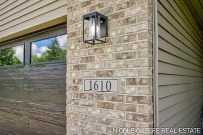 1610 Misty Ridge SW, Byron Center, MI 49315 - Photo 4