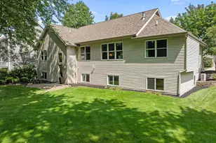 7889 Meadowood Dr, Hudsonville, MI 49426 - Photo 38