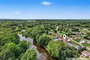 8835 Hebert Dr, Greenville, MI 48838 - Photo 4