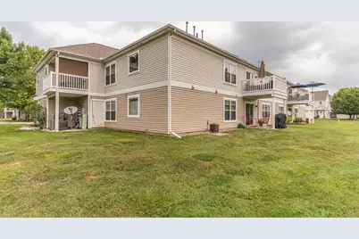 628 Riverstone Lane, Chelsea, MI 48118 - Photo 6