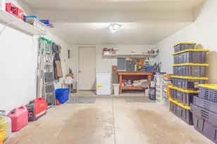 628 Riverstone Ln, Chelsea, MI 48118 - Photo 38