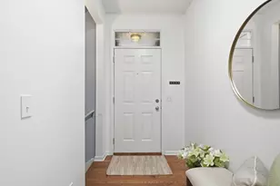 229 Scio Village Ct, Ann Arbor, MI 48103 - Photo 2