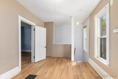 816 Jennette Avenue NW, Grand Rapids, MI 49504 - Photo 16