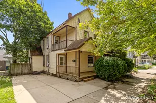 816 Jennette Ave NW, Grand Rapids, MI 49504 - Photo 1