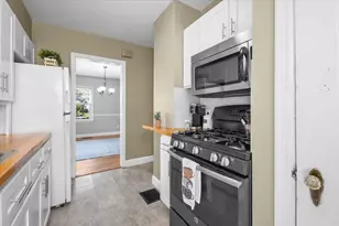 1319 Diamond Ave NE, Grand Rapids, MI 49505 - Photo 22