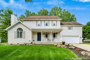 40 Rockview Dr NE, Rockford, MI 49341 - Photo 4