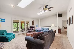 9808 Oak Forest Cir, Kalamazoo, MI 49009 - Photo 12