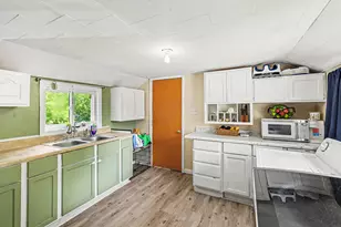 2347 Lansing Ave, Jackson, MI 49202 - Photo 8